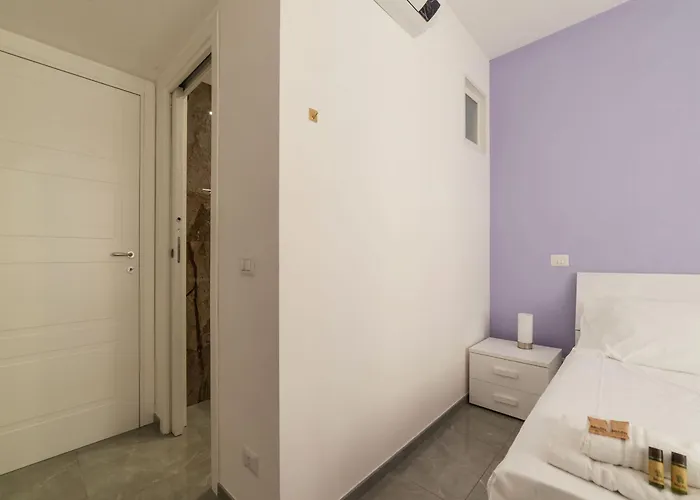 Apartment Joivy Delightful 3-bed Flat With Balcony *
