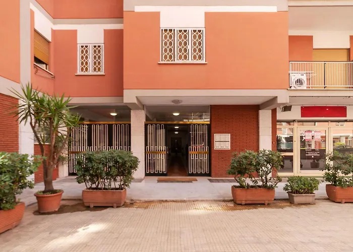 Joivy Delightful 3-bed Flat With Balcony Apartment