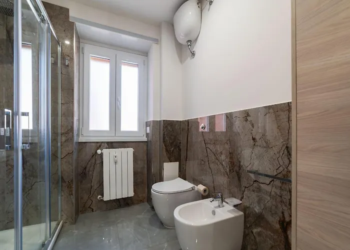 Apartment Joivy Delightful 3-bed Flat With Balcony Rom
